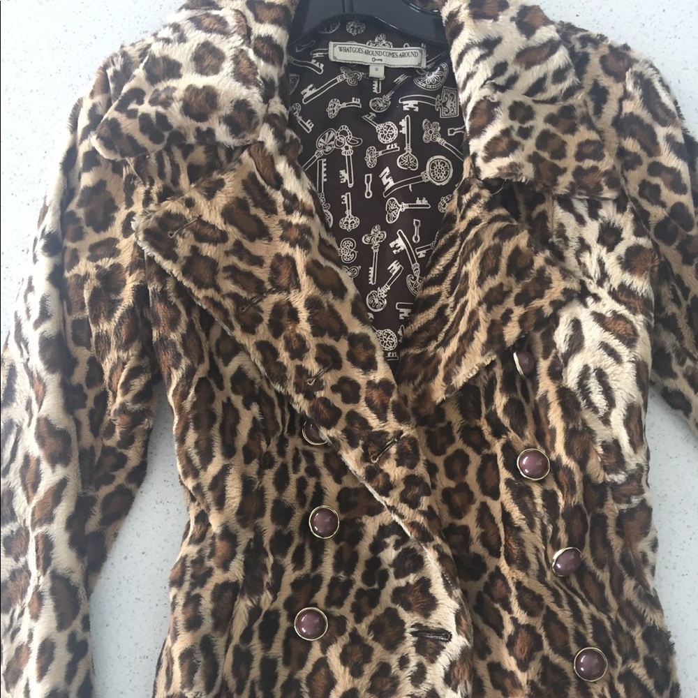 WHAT GOES AROUND COMES AROUND Leopard Pea coat